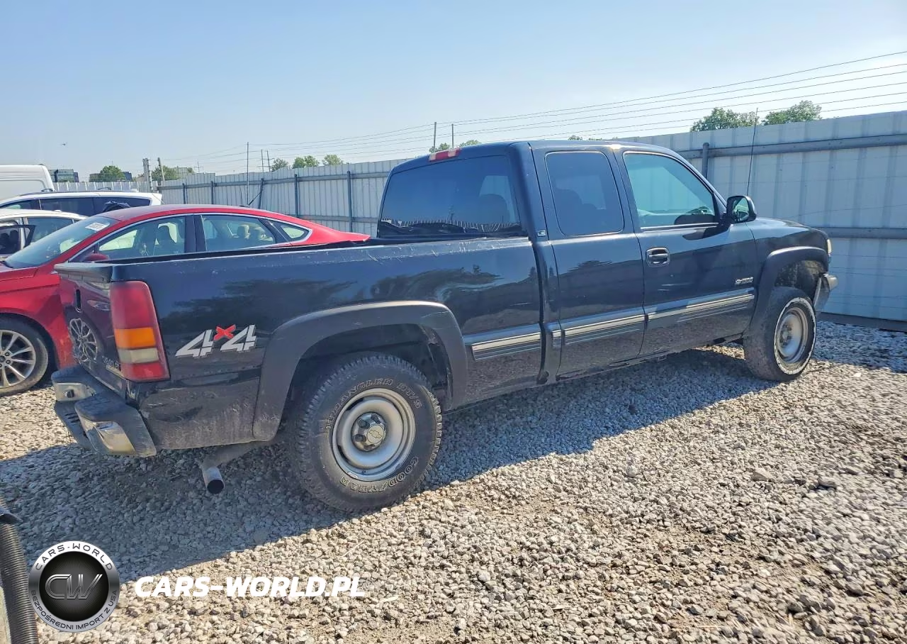 2000 Chevrolet Silverado K1500 VIN:2GCEK19T0Y1233542 - 3