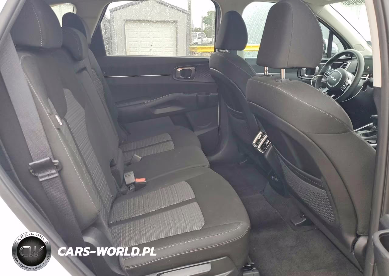 2024 Kia Sorento Lx VIN:5XYRG4JC3RG308581 - 11