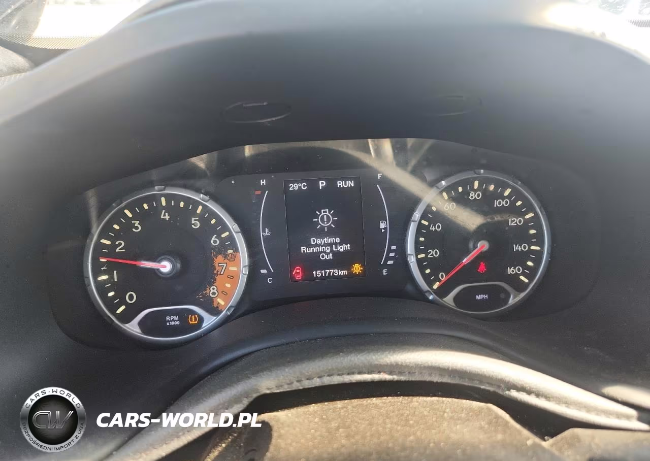 2018 Jeep Renegade Latitude VIN:ZACCJBBB1JPJ14148 - 9
