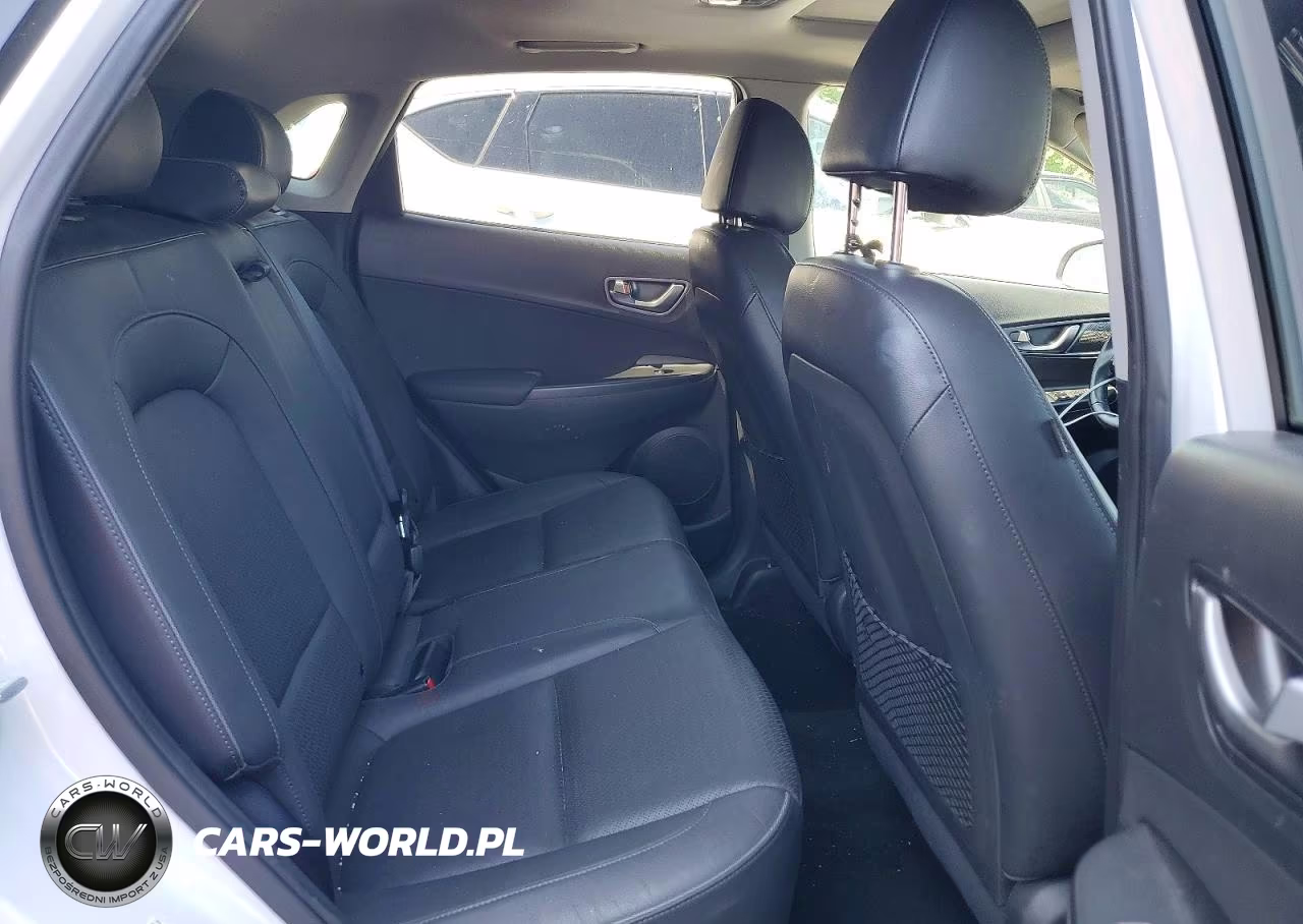 2019 Hyundai Kona Ultimate VIN:KM8K53AG0KU040173 - 10