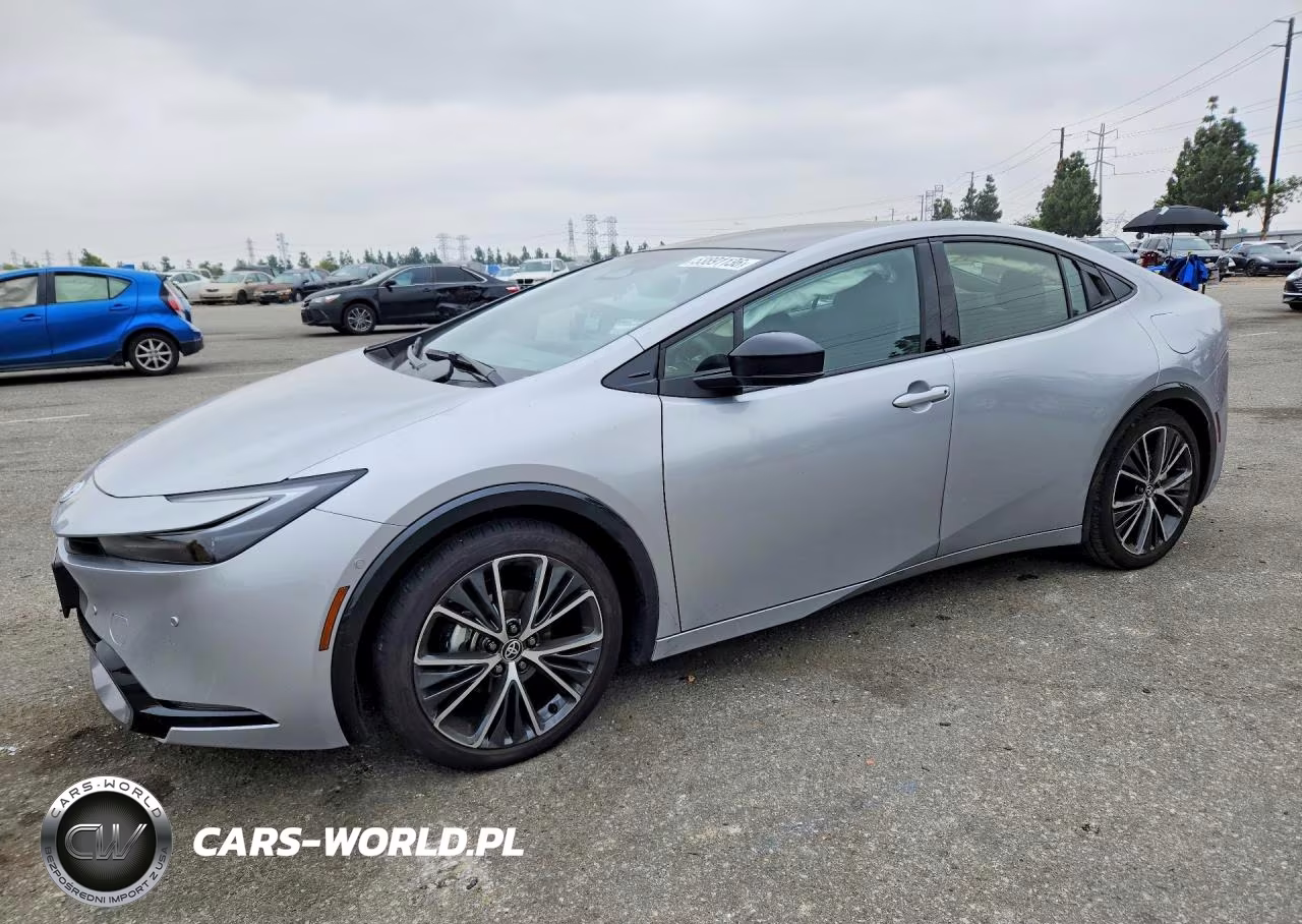 2026 Toyota Prius Limited – zdjęcie 1 z 12