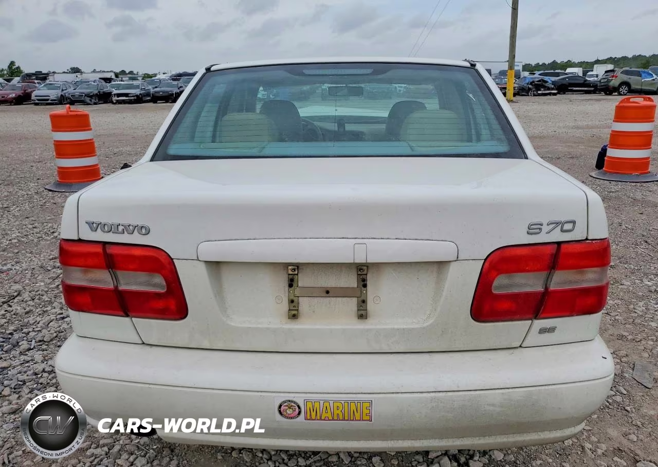 2000 Volvo S70 Base VIN:YV1LS61J9Y2665197 - 6