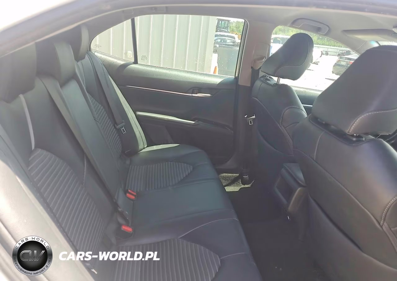 2018 Toyota Camry Se VIN:4T1B11HK9JU159316 - 10