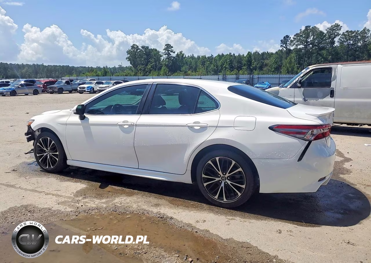2018 Toyota Camry Se VIN:4T1B11HK9JU159316 - 2