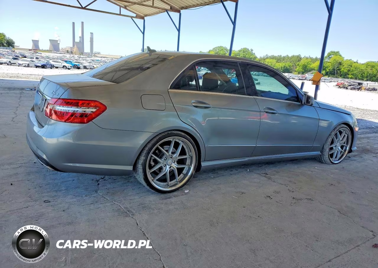 2011 Mercedes-Benz E 350 4Matic VIN:WDDHF8HB7BA435302 - 3