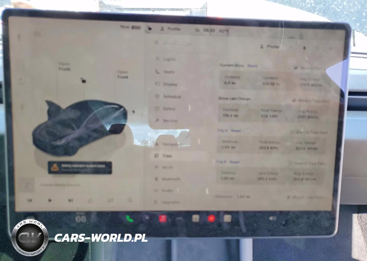 2026 Tesla Model 3 VIN:5YJ3E1EA7TF167452 - 9