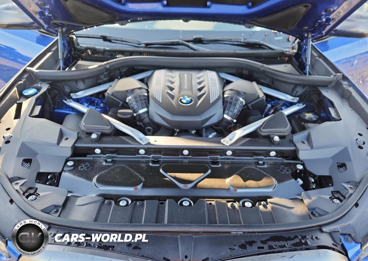 2020 BMW X6 M50I VIN:5UXCY8C02LLE40418 - 11