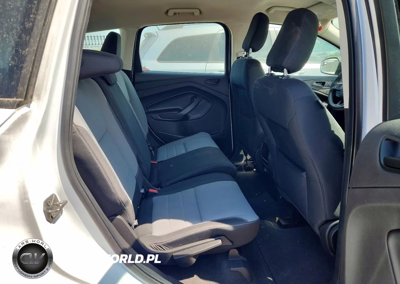 2019 Ford Escape S VIN:1FMCU0F74KUC48118 - 10
