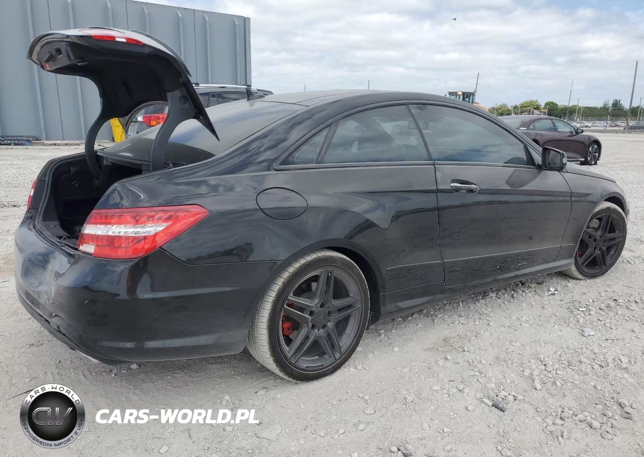 2011 Mercedes-Benz E 550 VIN:WDDKJ7CB1BF076201 - 3