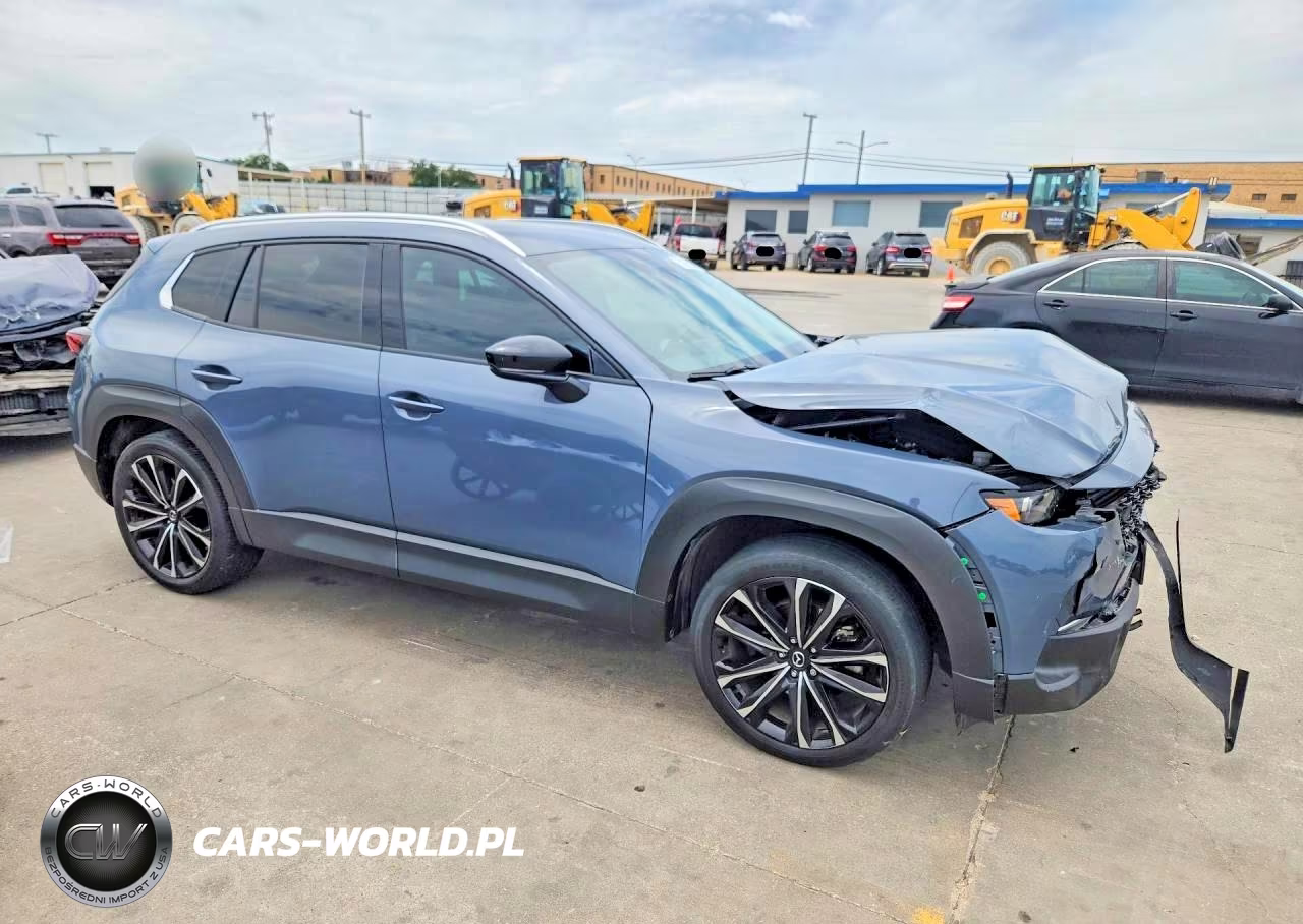 2023 Mazda Cx-50 Premium Plus VIN:7MMVABEM2PN109938 - 4