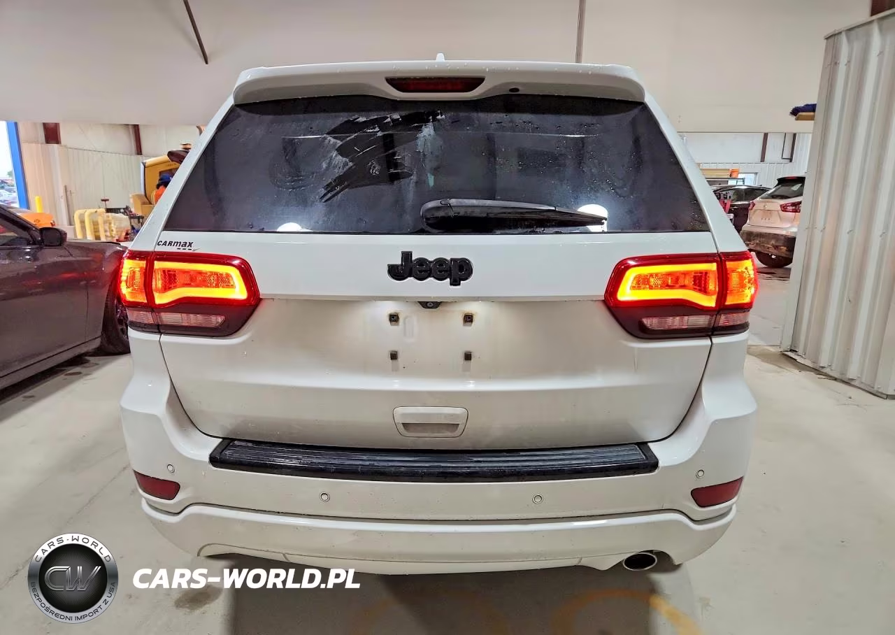 2018 Jeep Grand Cherokee Laredo VIN:1C4RJEAG6JC430807 - 6