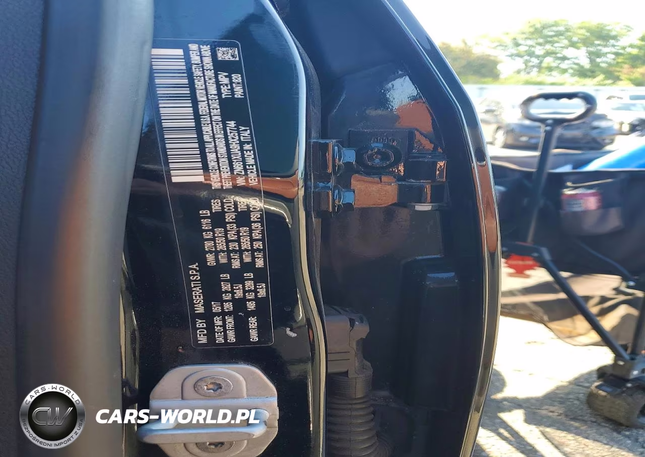 2017 Maserati Levante VIN:ZN661XUA9HX257744 - 13