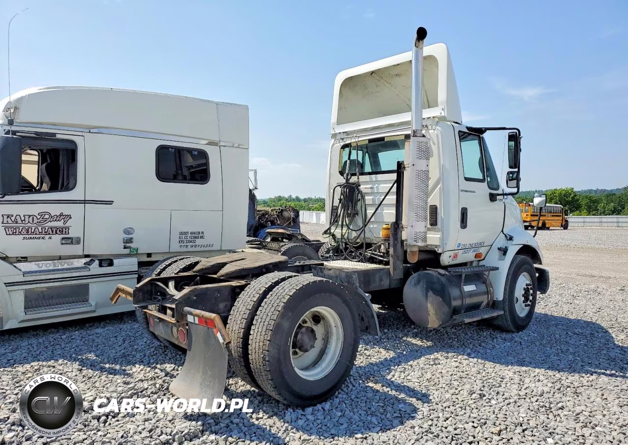 2006 International 8000 8600 - Semi Truck VIN:1HSHWAHN56J308766 - 4