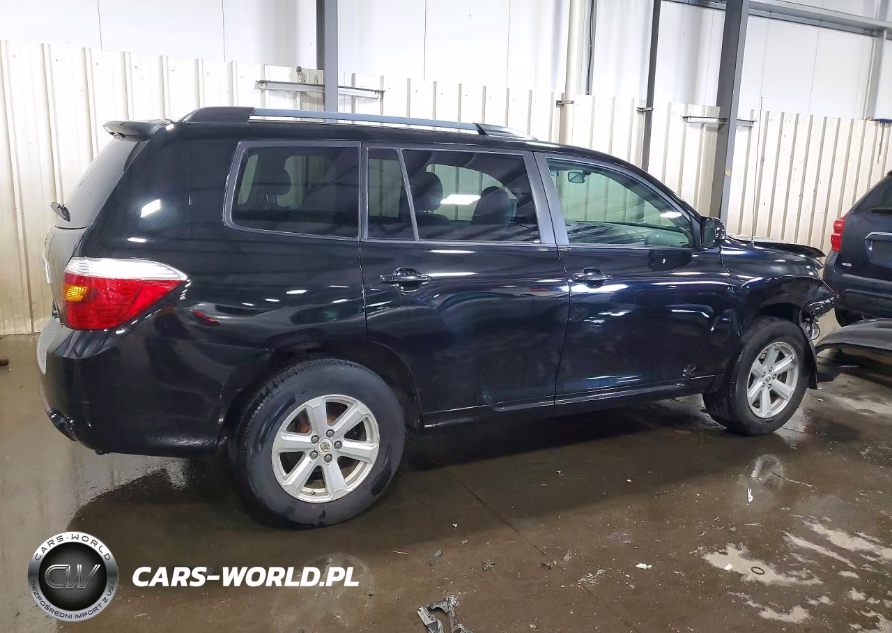 2010 Toyota Highlander Base VIN:5TDBK3EH3AS010135 - 3