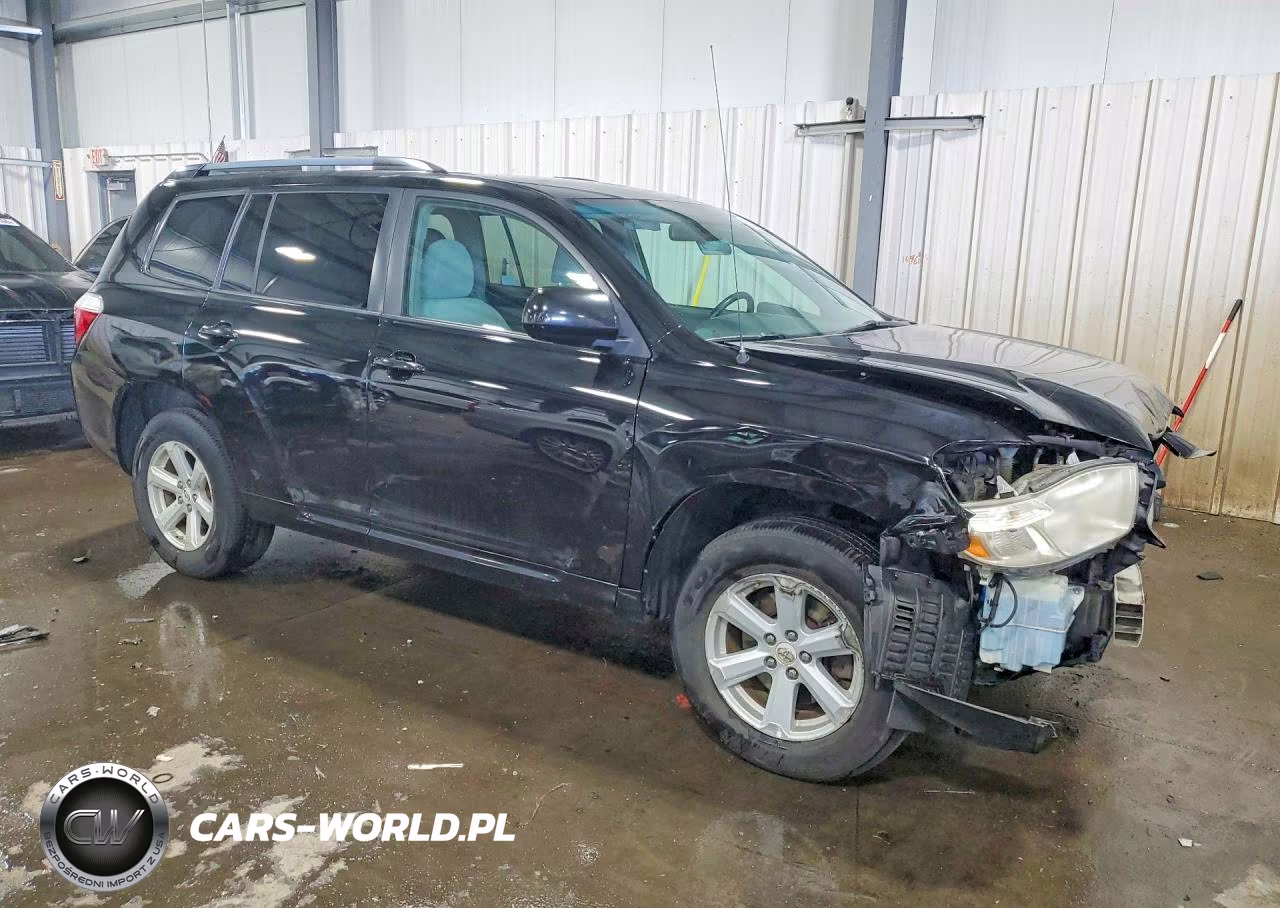 2010 Toyota Highlander Base VIN:5TDBK3EH3AS010135 - 4
