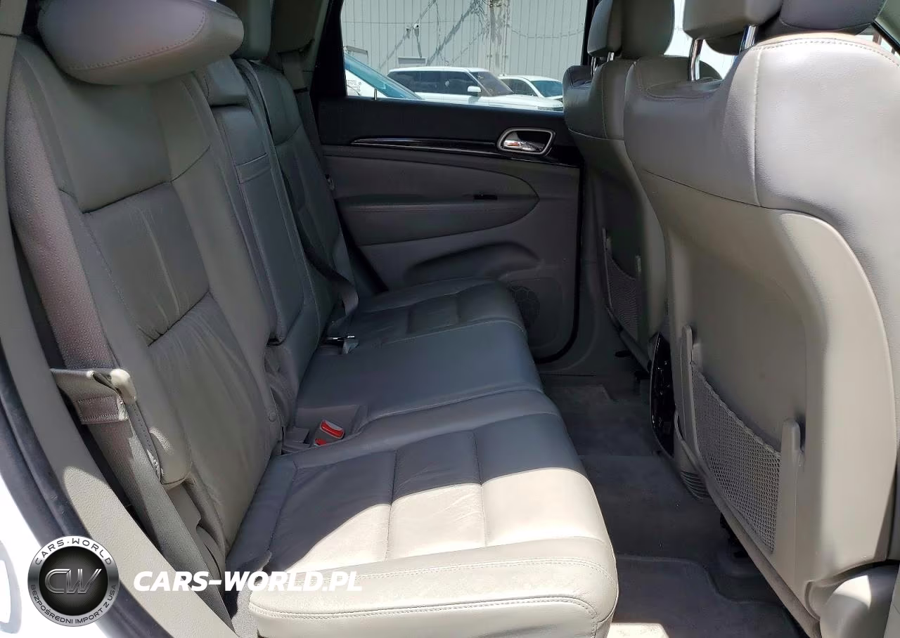 2013 Jeep Grand Cherokee Laredo VIN:1C4RJEAG0DC588774 - 11