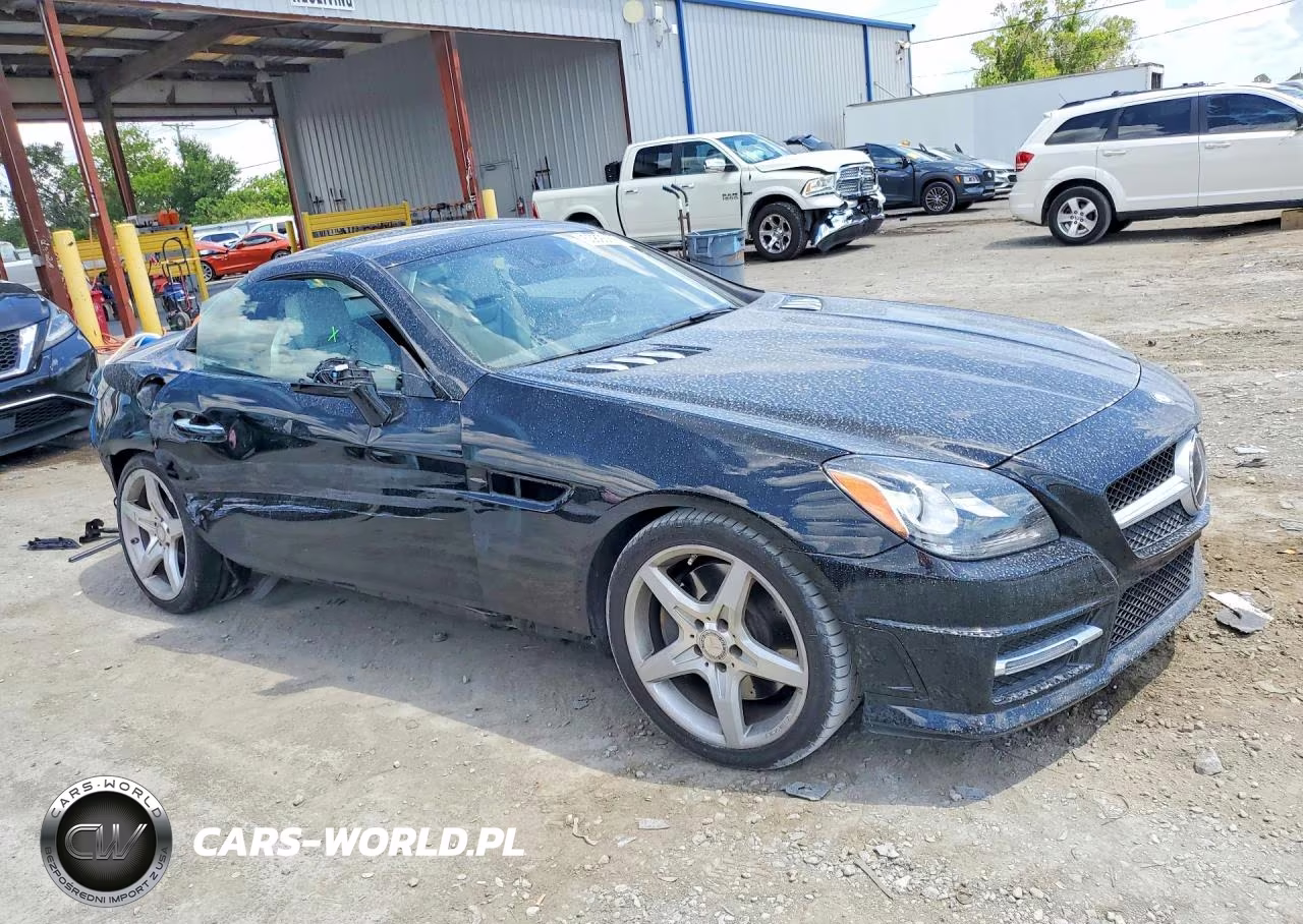 2013 Mercedes-Benz Slk 350 VIN:WDDPK5HA2DF068750 - 4