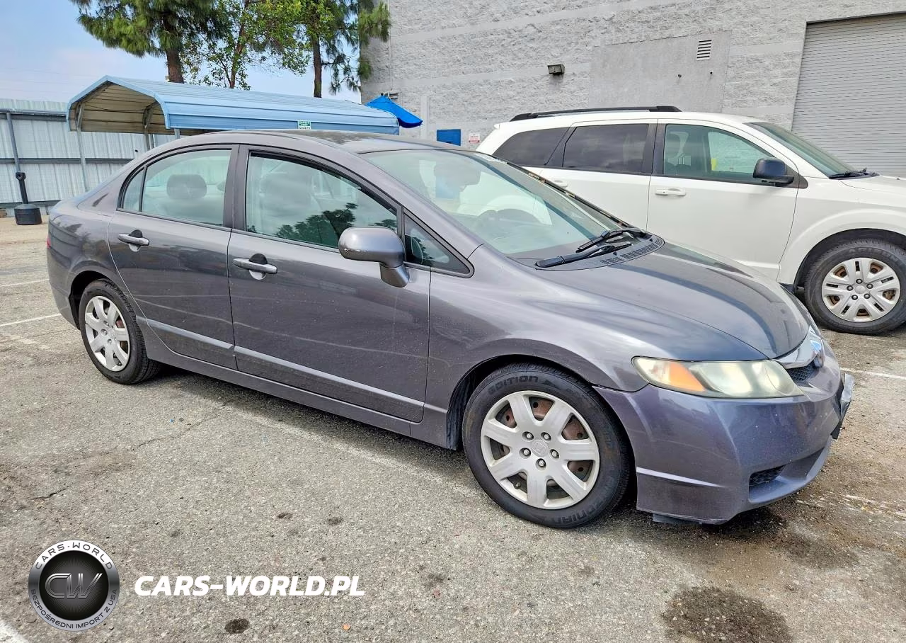 2010 Honda Civic Lx VIN:2HGFA1F51AH582463 - 4