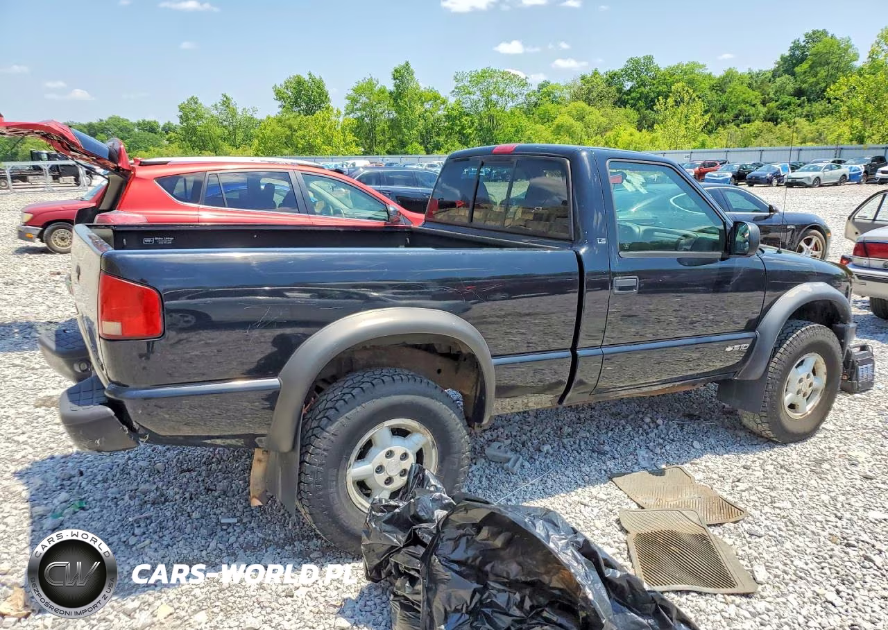 1999 Chevrolet S Truck S10 VIN:1GCCT14W5XK174251 - 3