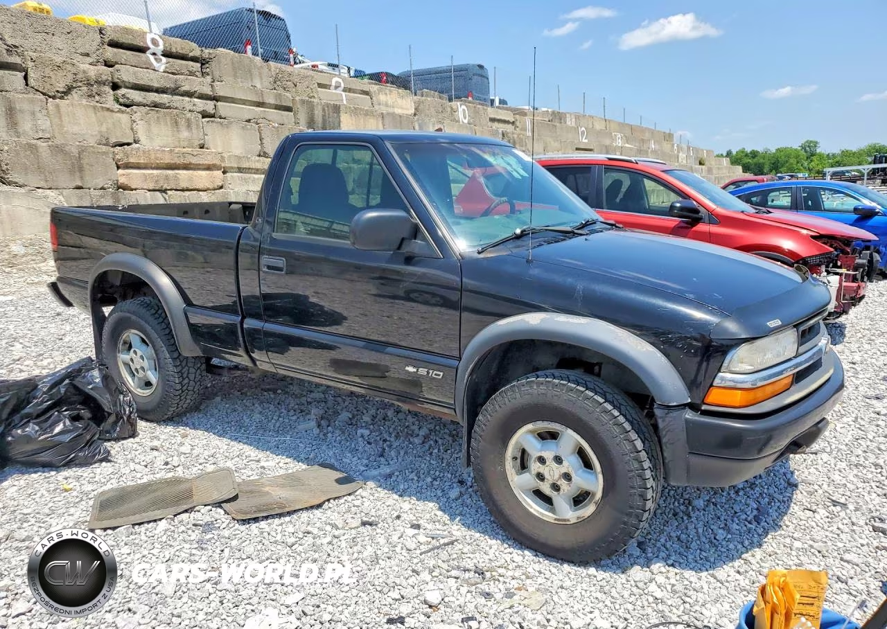 1999 Chevrolet S Truck S10 VIN:1GCCT14W5XK174251 - 4