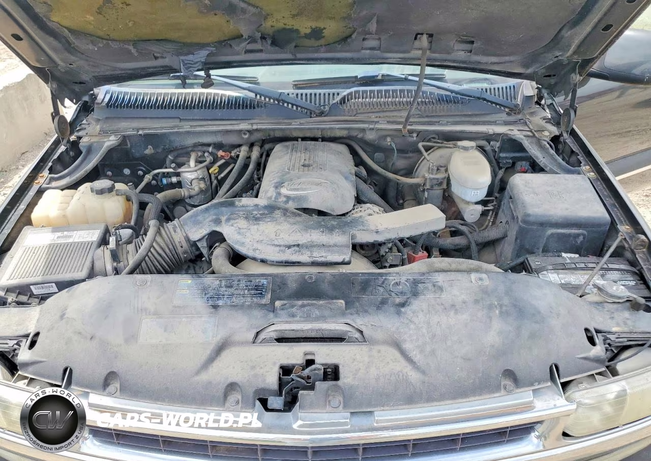2003 Chevrolet Tahoe C1500 VIN:1GNEC13Z33R221581 - 11