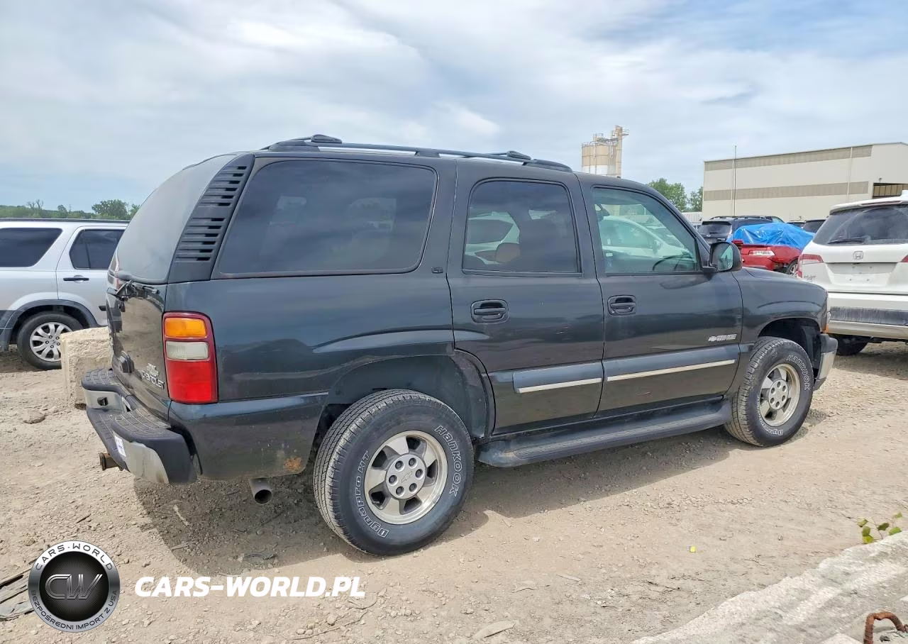 2003 Chevrolet Tahoe C1500 VIN:1GNEC13Z33R221581 - 3