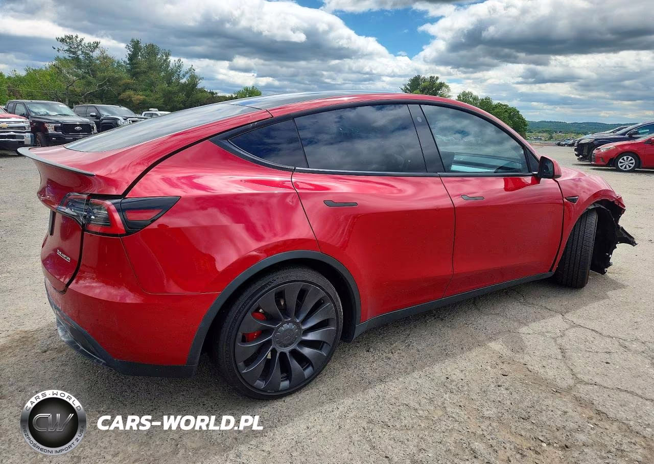2021 Tesla Model Y VIN:5YJYGDEF6MF072959 - 3