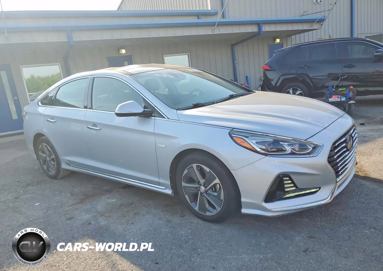 2018 Hyundai Sonata Hybrid Limited VIN:KMHE34L30JA082989 - 4