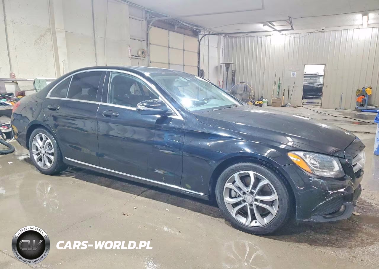 2016 Mercedes-Benz C 300 VIN:55SWF4JB3GU149139 - 4