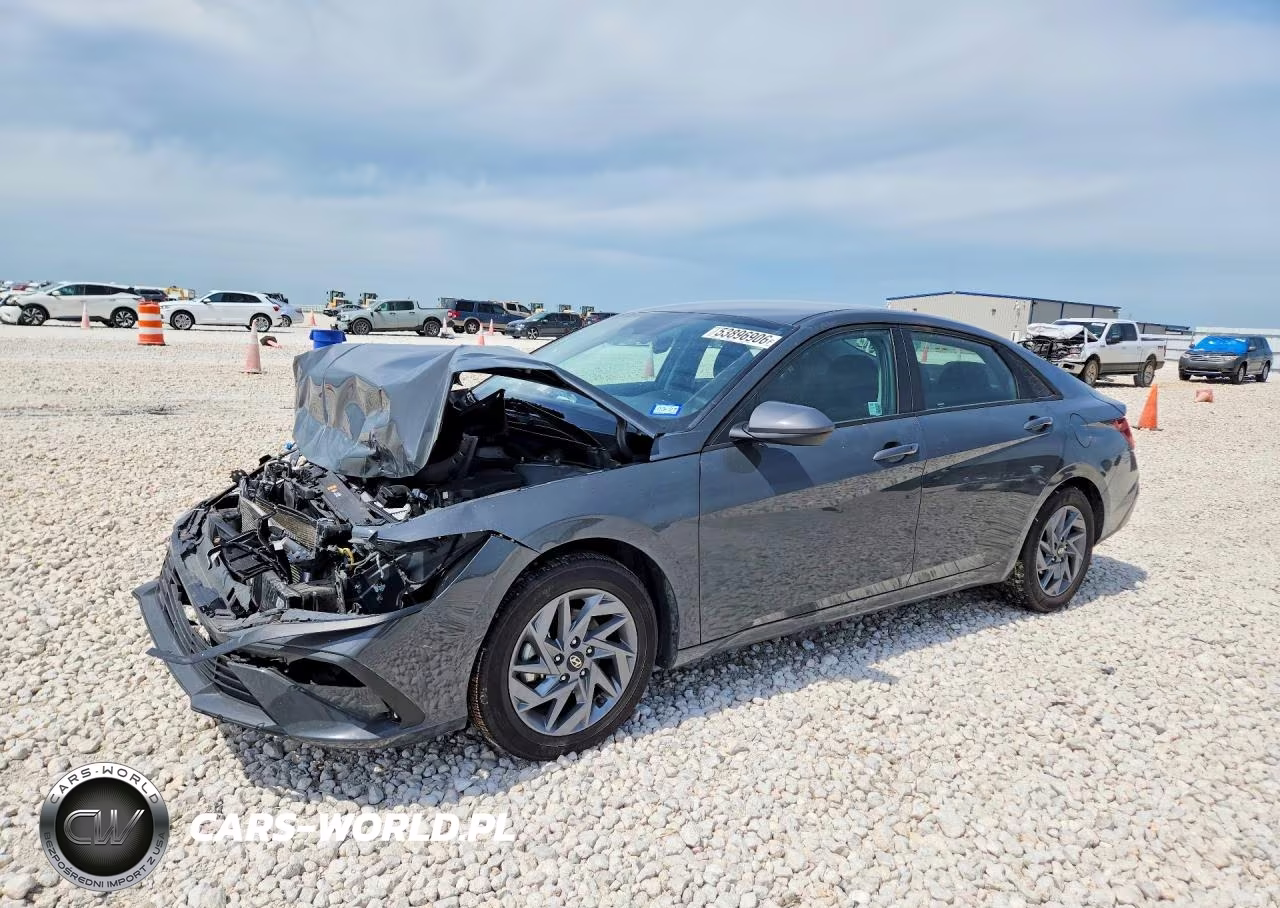 2024 Hyundai Elantra Sel – zdjęcie 1 z 12