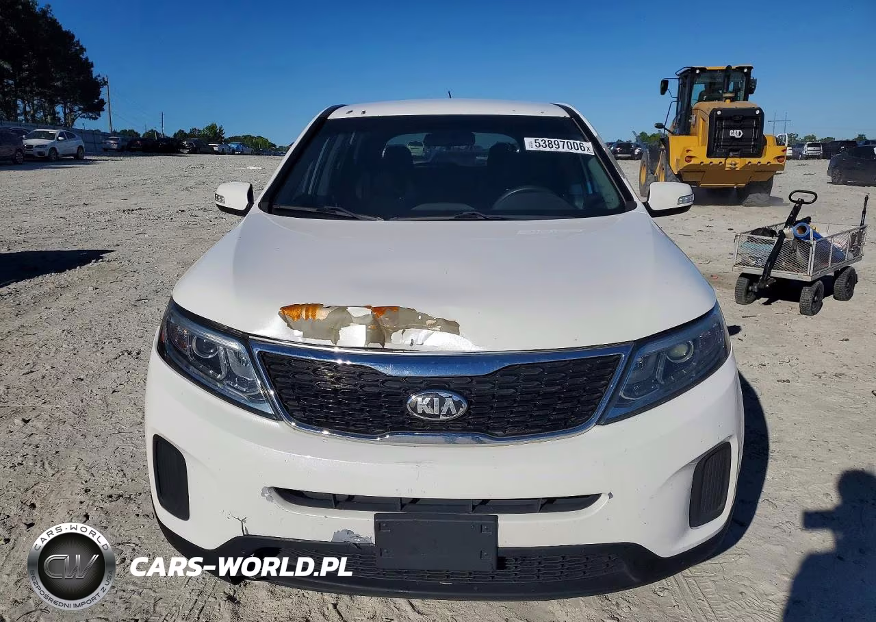 2015 Kia Sorento Lx VIN:5XYKTCA62FG562232 - 5