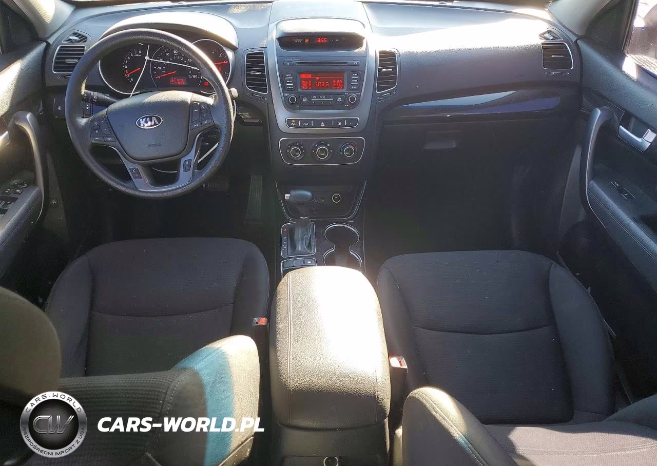 2015 Kia Sorento Lx VIN:5XYKTCA62FG562232 - 8