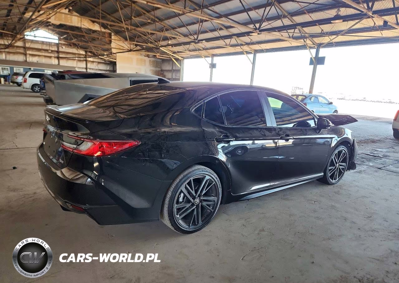 2026 Toyota Camry Xse VIN:4T1DAACK6TU214016 - 3