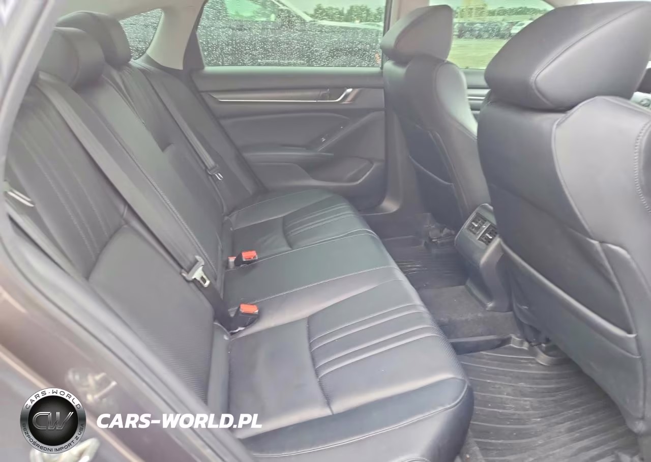 2018 Honda Accord Touring VIN:1HGCV1F97JA079528 - 10