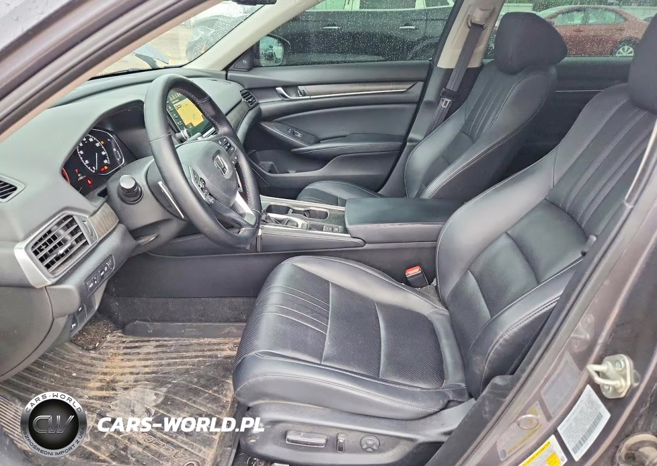 2018 Honda Accord Touring VIN:1HGCV1F97JA079528 - 7