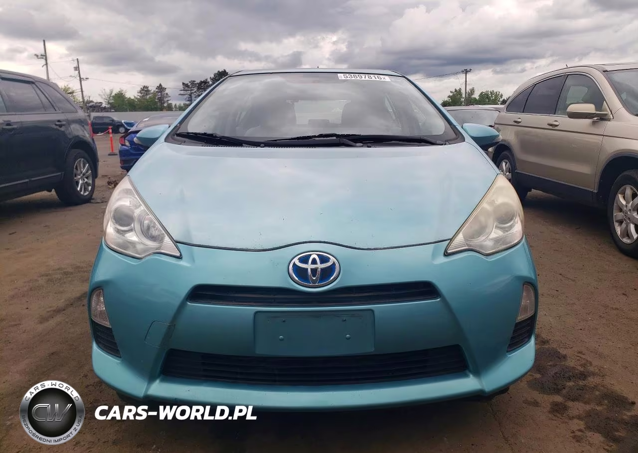 2013 Toyota Prius C One VIN:JTDKDTB39D1042575 - 5