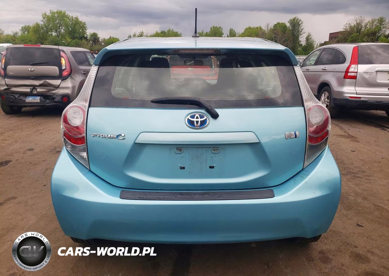 2013 Toyota Prius C One VIN:JTDKDTB39D1042575 - 6