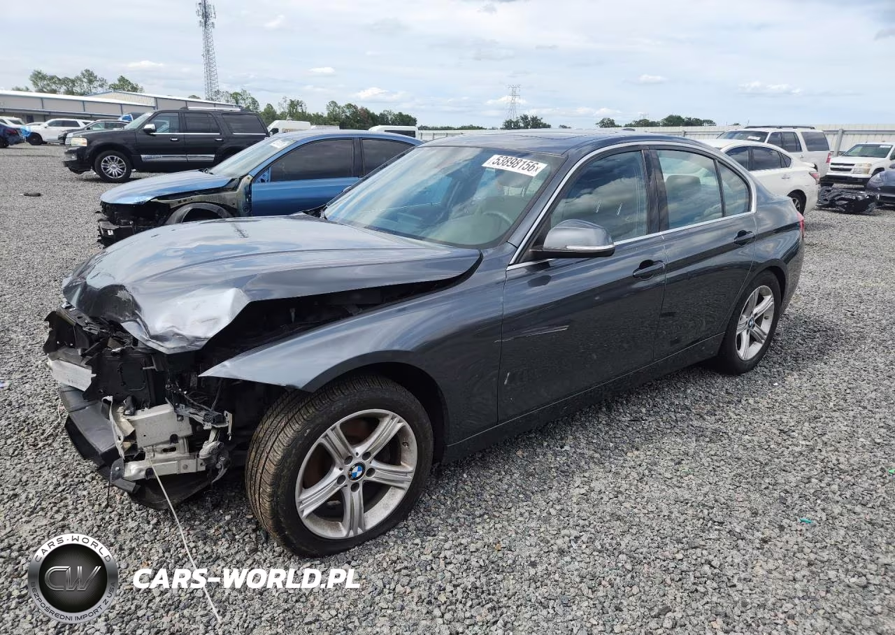 2017 BMW 330 Xi – zdjęcie 1 z 12