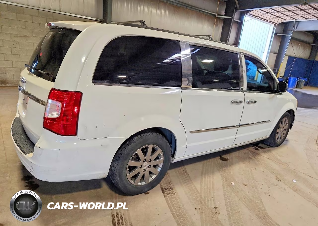 2012 Chrysler Town & Country Touring L VIN:2C4RC1CG2CR144253 - 3