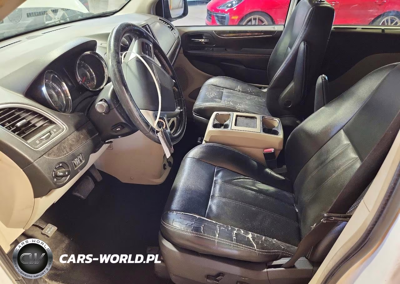 2012 Chrysler Town & Country Touring L VIN:2C4RC1CG2CR144253 - 7