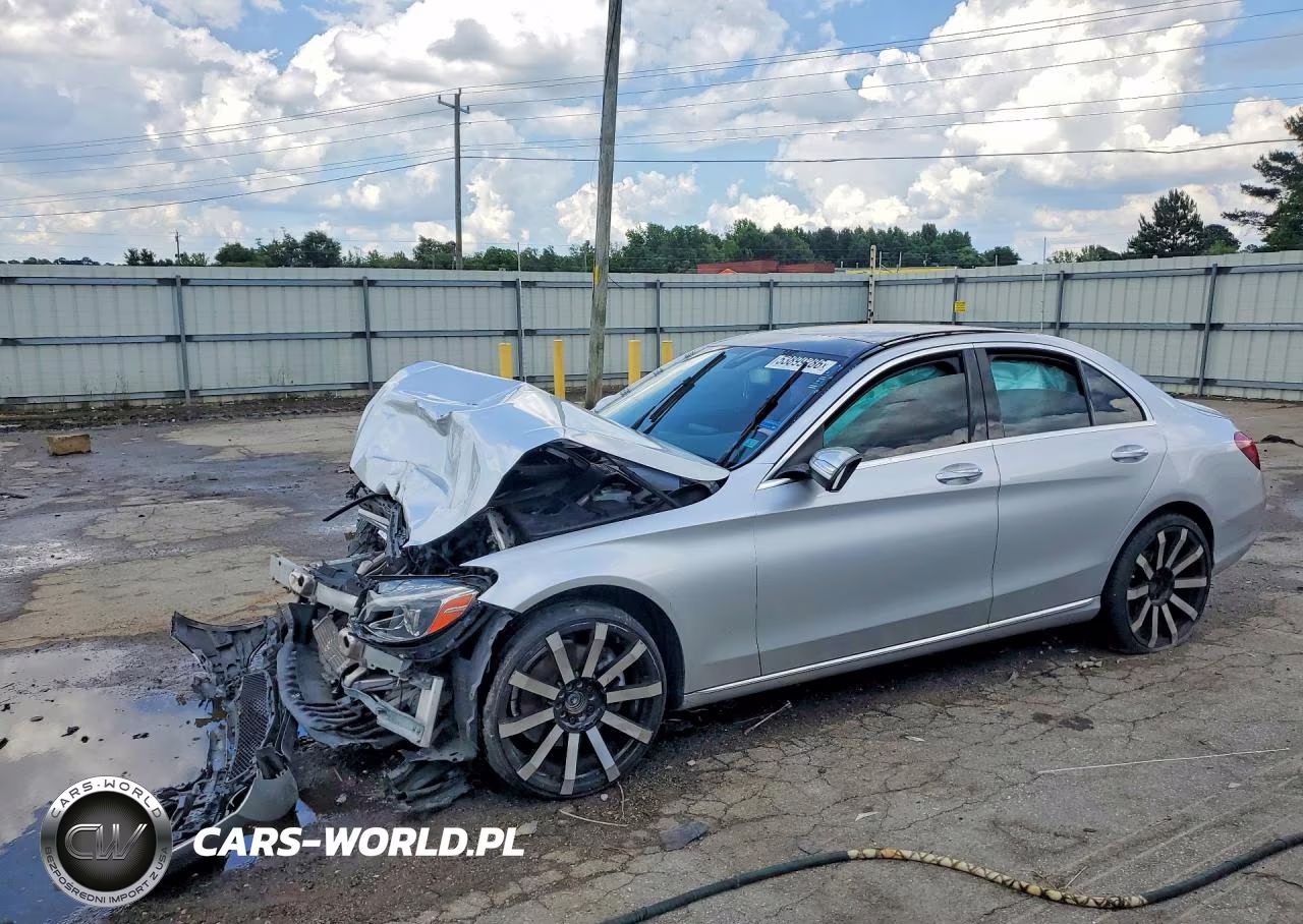 2015 Mercedes-Benz C 300 4Matic – zdjęcie 1 z 14