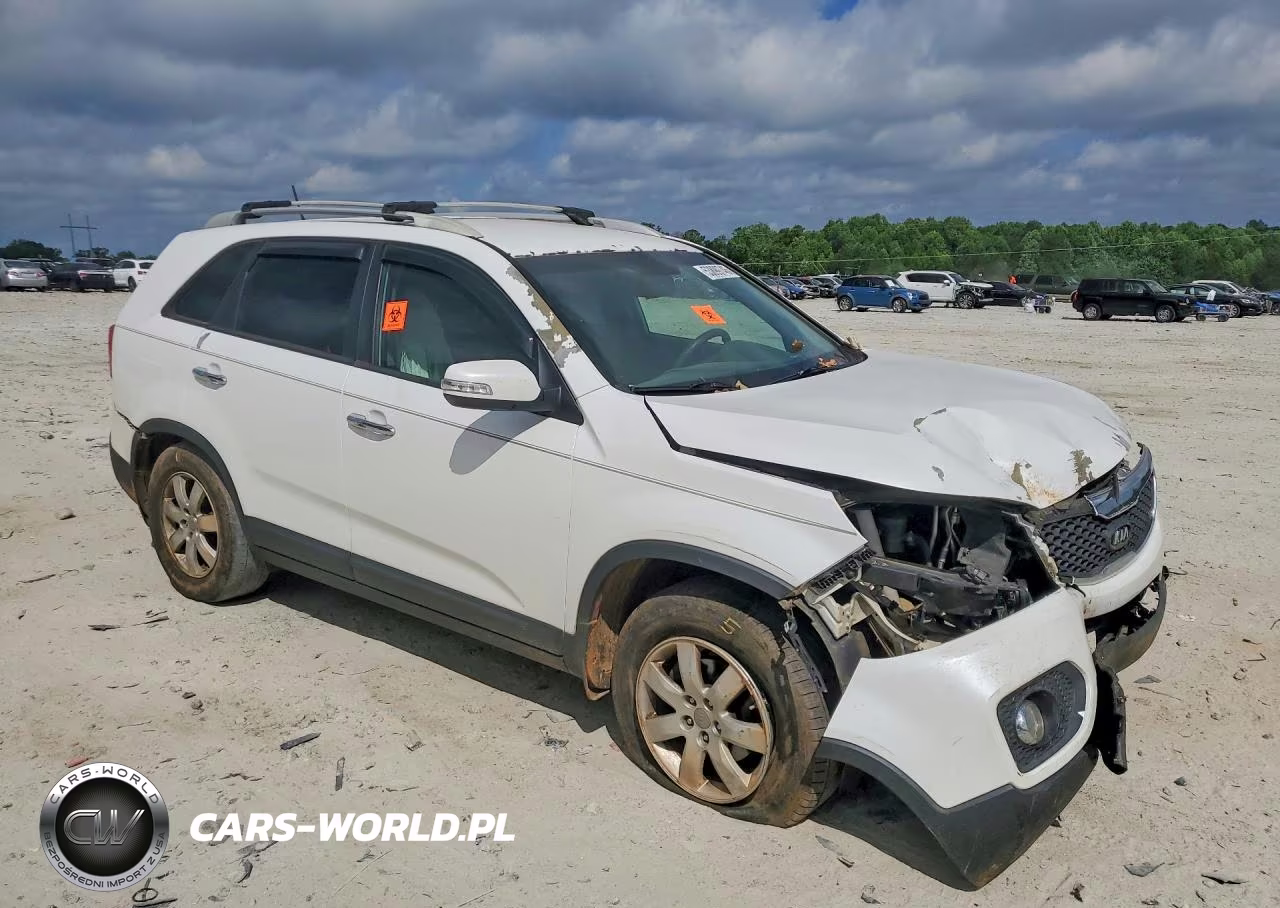 2012 Kia Sorento Lx VIN:5XYKT3A65CG305366 - 4