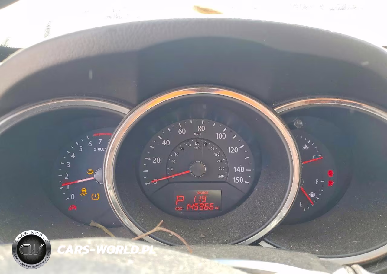 2012 Kia Sorento Lx VIN:5XYKT3A65CG305366 - 9