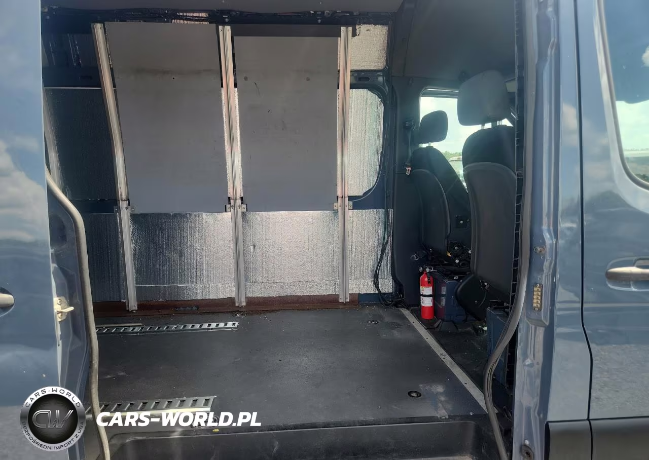 2019 Mercedes-Benz Sprinter 2500 VIN:WD4PF1CD3KT006478 - 11