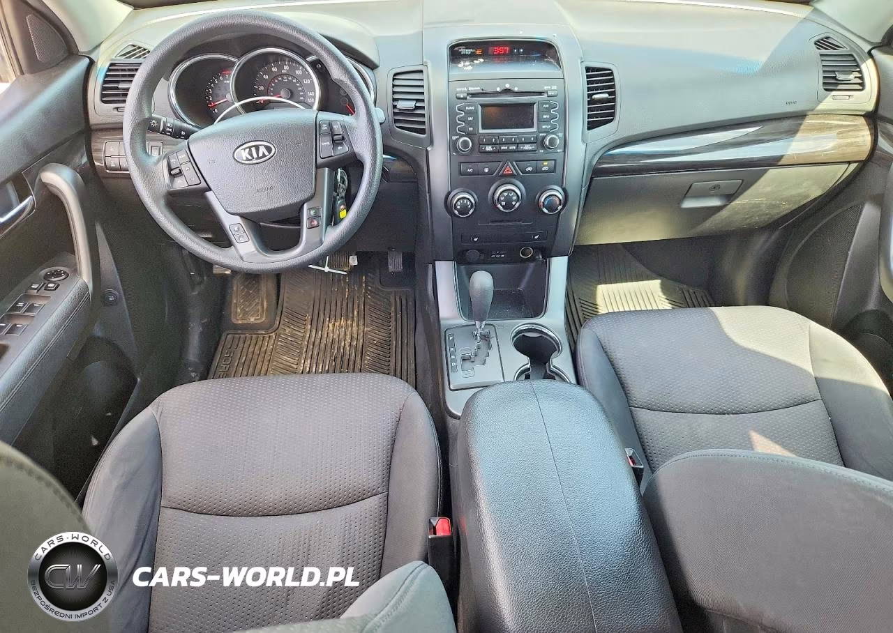 2011 Kia Sorento Lx VIN:5XYKTCA13BG112488 - 8