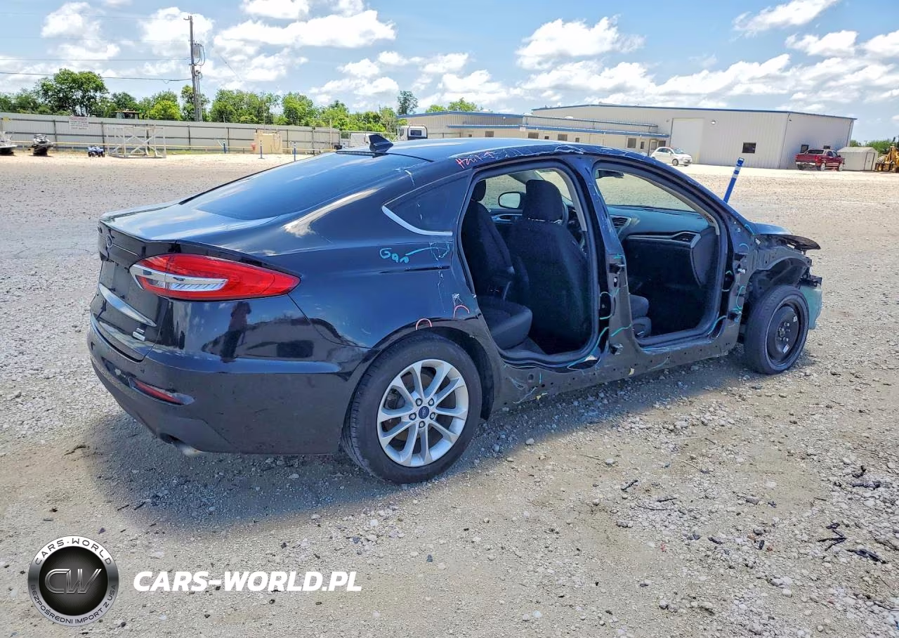 2019 Ford Fusion Se VIN:3FA6P0HD7KR250616 - 3