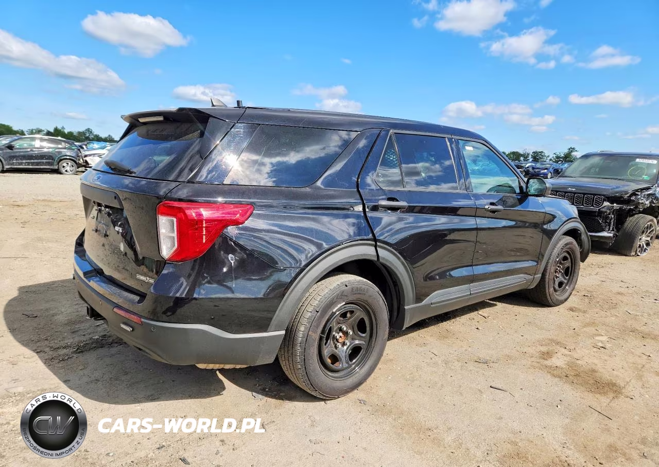 2022 Ford Explorer Police Interceptor VIN:1FM5K8AWXNNA00949 - 3
