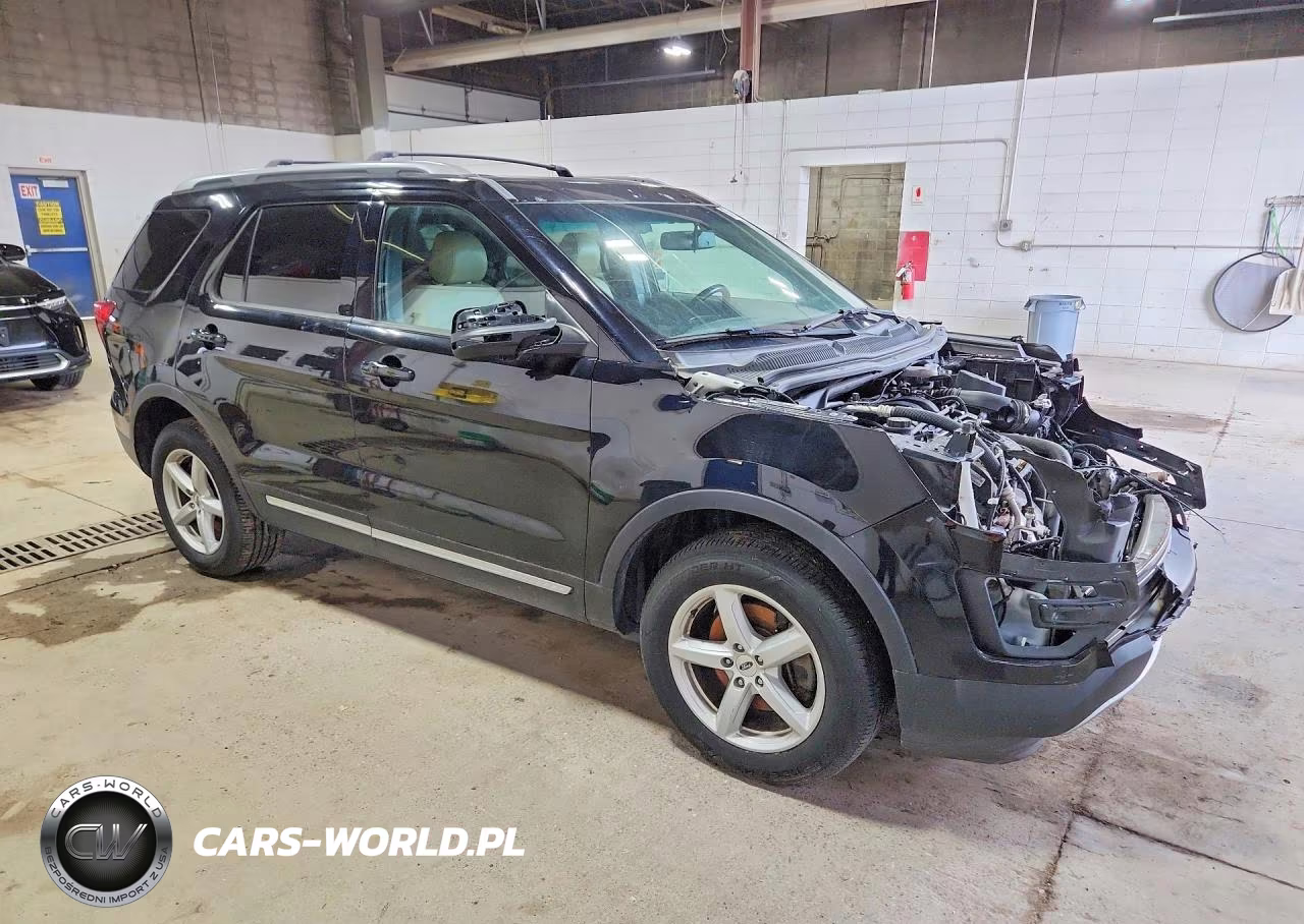 2016 Ford Explorer Xlt VIN:1FM5K8D82GGC48357 - 4