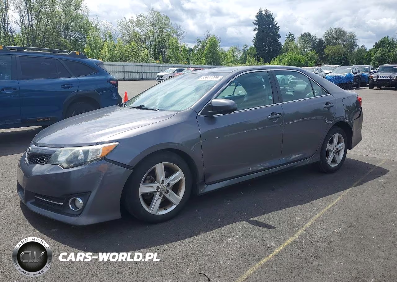 2014 Toyota Camry Se – zdjęcie 1 z 12