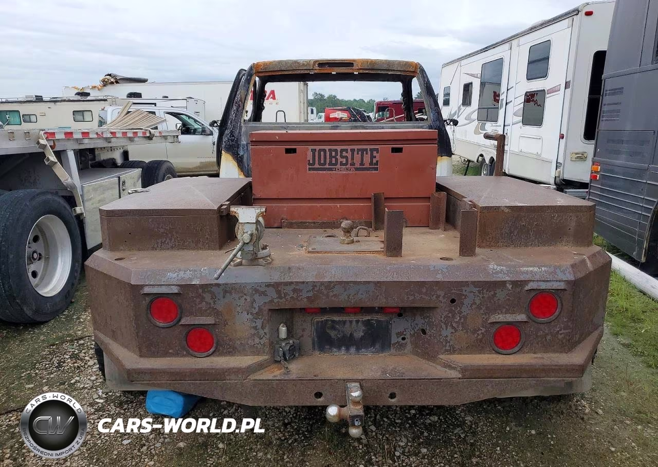 2019 Ram 3500 Tradesman VIN:3C63RRAJ1KG542132 - 10